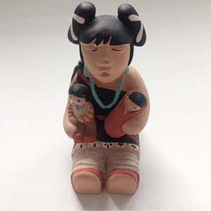 Signed Cleo Teissedre Handcrafted Mama Babies Storyteller Figurine